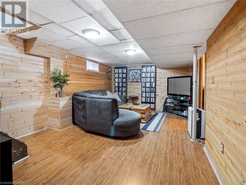 11 Sherman Drive, St. Catharines, Ontario  L2N 2K9 - Photo 17 - 40505223