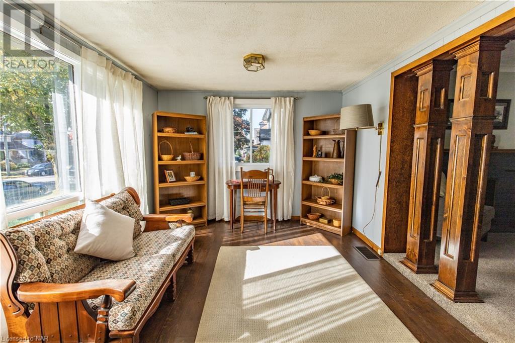 91 Elgin Street, Port Colborne, Ontario  L3K 3K1 - Photo 4 - 40479365