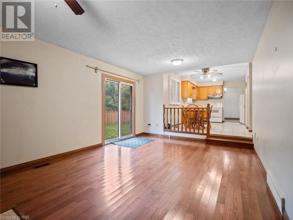 5179 Valley View Crescent, Niagara Falls, Ontario  L2E 7E5 - Photo 15 - 40504003