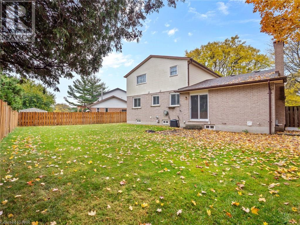 5179 Valley View Crescent, Niagara Falls, Ontario  L2E 7E5 - Photo 3 - 40504003
