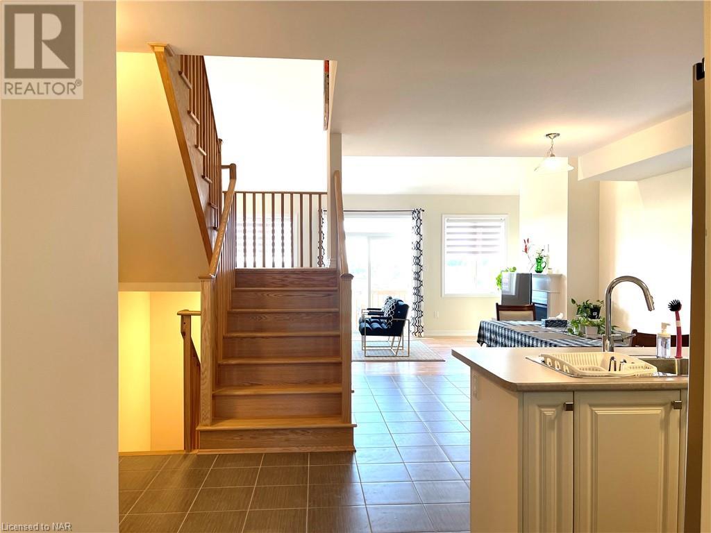 6 Explorer Way, Thorold, Ontario  L2N 1E5 - Photo 2 - 40506194
