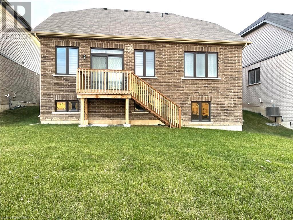 6 Explorer Way, Thorold, Ontario  L2N 1E5 - Photo 27 - 40506194