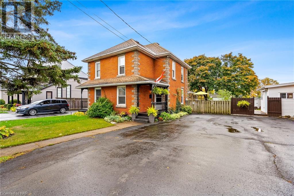 312 Clarence Street, Port Colborne, Ontario  L3K 3G8 - Photo 2 - 40506151