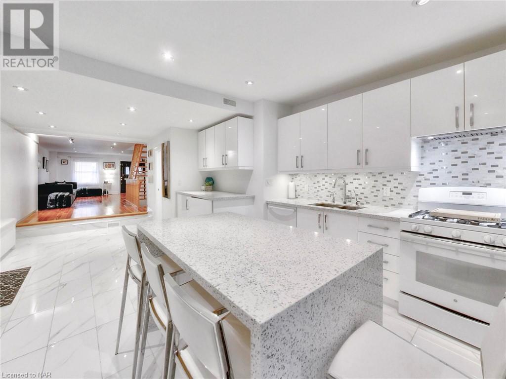 335 Boon Avenue, Toronto, Ontario  M6E 4A4 - Photo 22 - 40505462