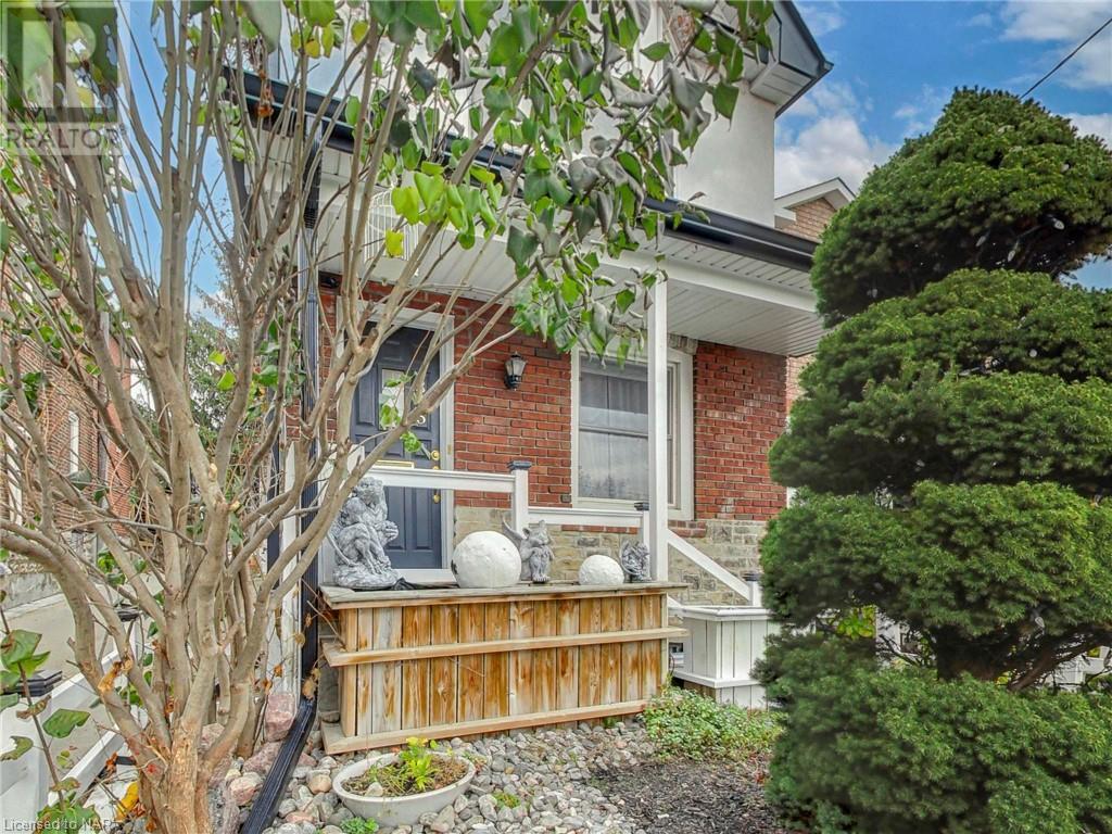 335 Boon Avenue, Toronto, Ontario  M6E 4A4 - Photo 5 - 40505462