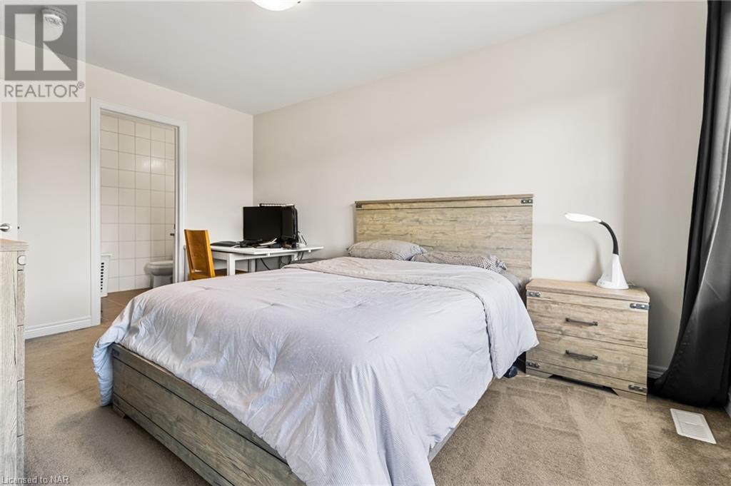 6381 Shapton Crescent, Niagara Falls, Ontario  L2H 0L8 - Photo 13 - 40505779