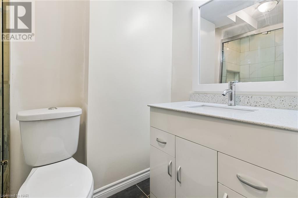 6381 Shapton Crescent, Niagara Falls, Ontario  L2H 0L8 - Photo 22 - 40505779