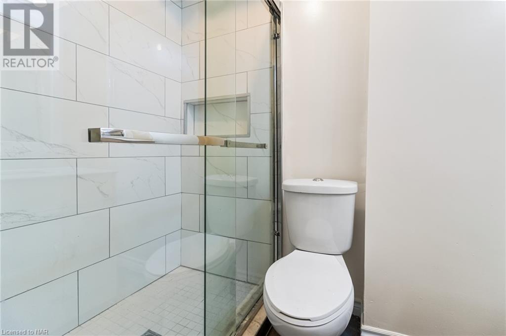 6381 Shapton Crescent, Niagara Falls, Ontario  L2H 0L8 - Photo 23 - 40505779
