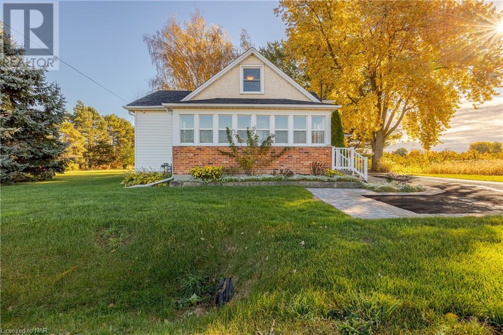 1602 Third Street Louth, St. Catharines, Ontario  L2R 6P9 - Photo 2 - 40502951