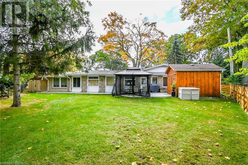 1 Lakewood Crescent, Port Colborne, Ontario  L3K 2S9 - Photo 4 - 40506404