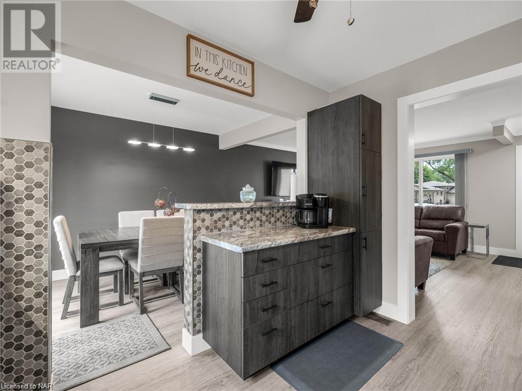 37 Crescentwood Drive, St. Catharines, Ontario  L2N 4K7 - Photo 5 - 40507117