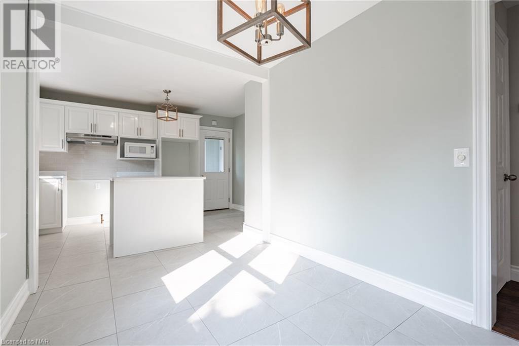24 Walnut Street, Port Colborne, Ontario  L3K 2T6 - Photo 17 - 40506747