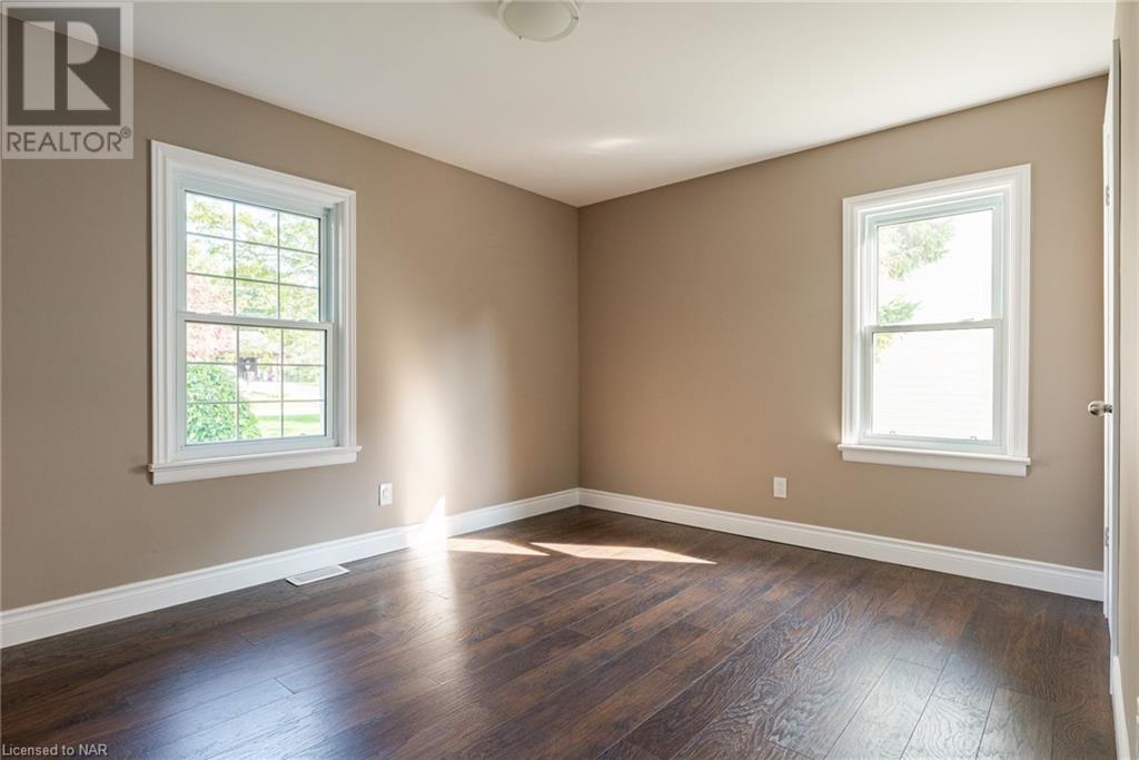 24 Walnut Street, Port Colborne, Ontario  L3K 2T6 - Photo 23 - 40506747