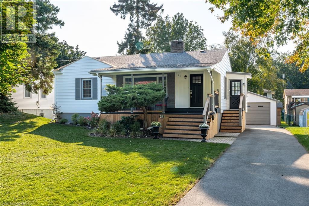 24 Walnut Street, Port Colborne, Ontario  L3K 2T6 - Photo 3 - 40506747