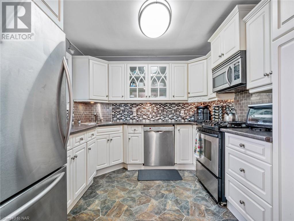 17 Clearview Heights, St. Catharines, Ontario  L2T 2W2 - Photo 7 - 40507087