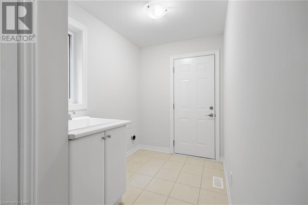 226 Palace Street, Thorold, Ontario  L2V 0J7 - Photo 20 - 40506471