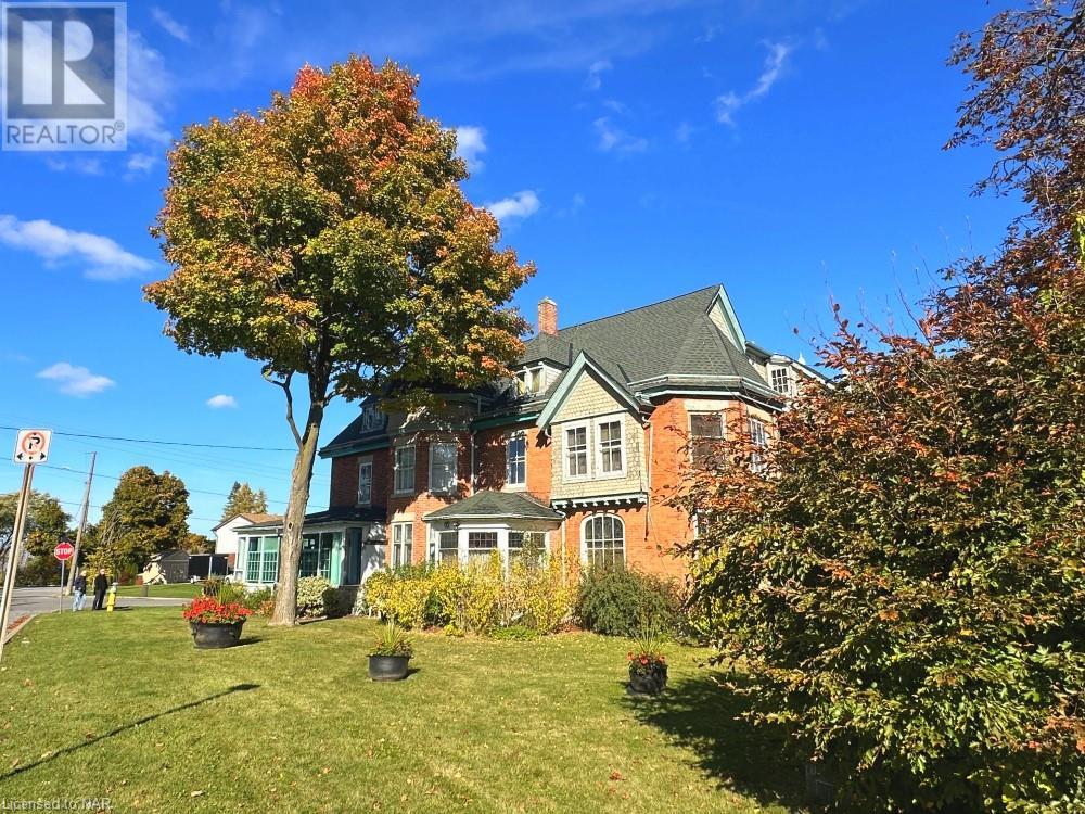 92 Pine St North, Thorold, Ontario  L2V 2P4 - Photo 5 - 40482077