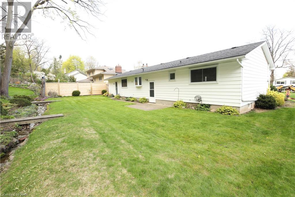90 Dorchester Drive, Grimsby, Ontario  L3M 1A8 - Photo 12 - 40502646