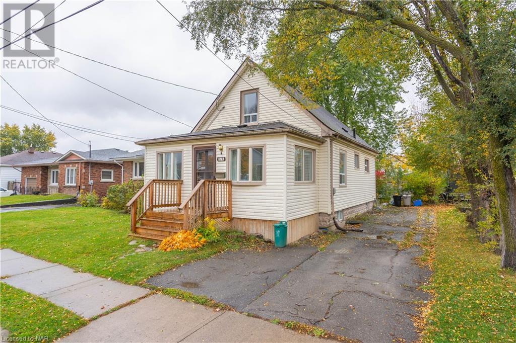 38 Clifford Avenue, Welland, Ontario  L3C 2G1 - Photo 1 - 40507629