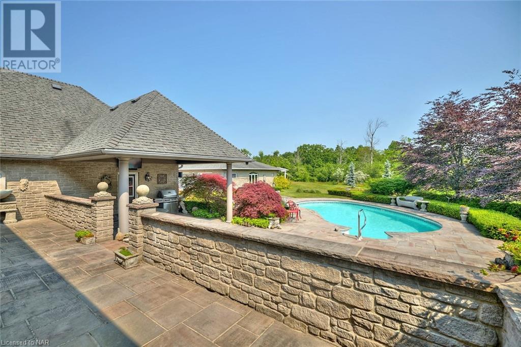 2122 Nigh Road, Fort Erie, Ontario  L2A 5M4 - Photo 31 - 40506725