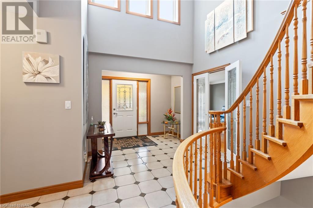 3 Barbican Trail, St. Catharines, Ontario  L2T 3Z8 - Photo 4 - 40507727