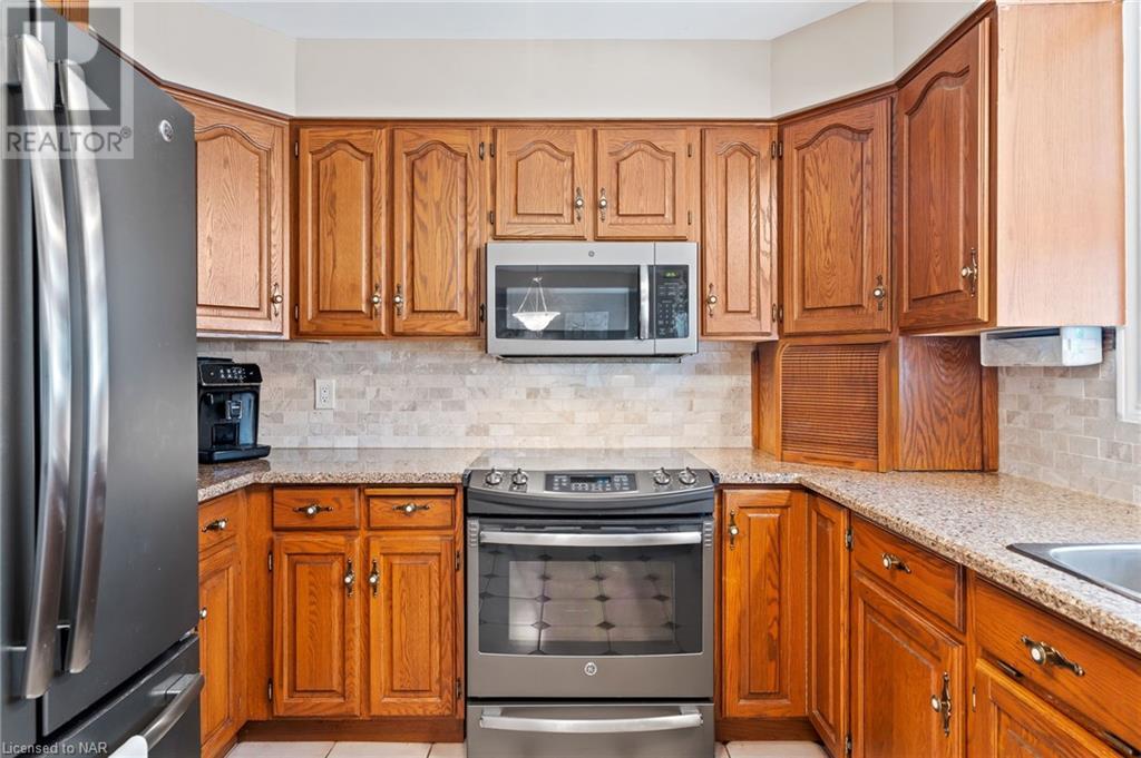 3 Barbican Trail, St. Catharines, Ontario  L2T 3Z8 - Photo 8 - 40507727