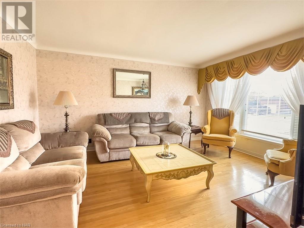 9 Janet Street, Port Colborne, Ontario  L3K 2E6 - Photo 5 - 40504796
