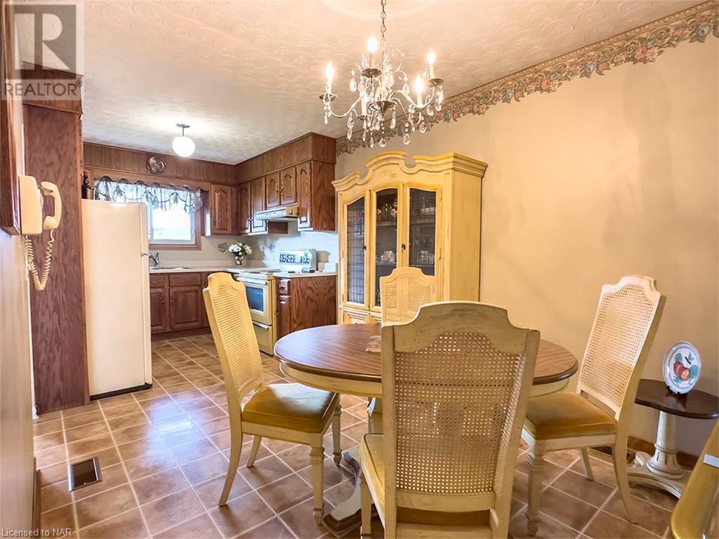 9 Janet Street, Port Colborne, Ontario  L3K 2E6 - Photo 7 - 40504796