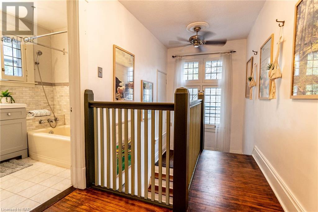 23 Glenridge Avenue, St. Catharines, Ontario  L2R 4W5 - Photo 21 - 40501552