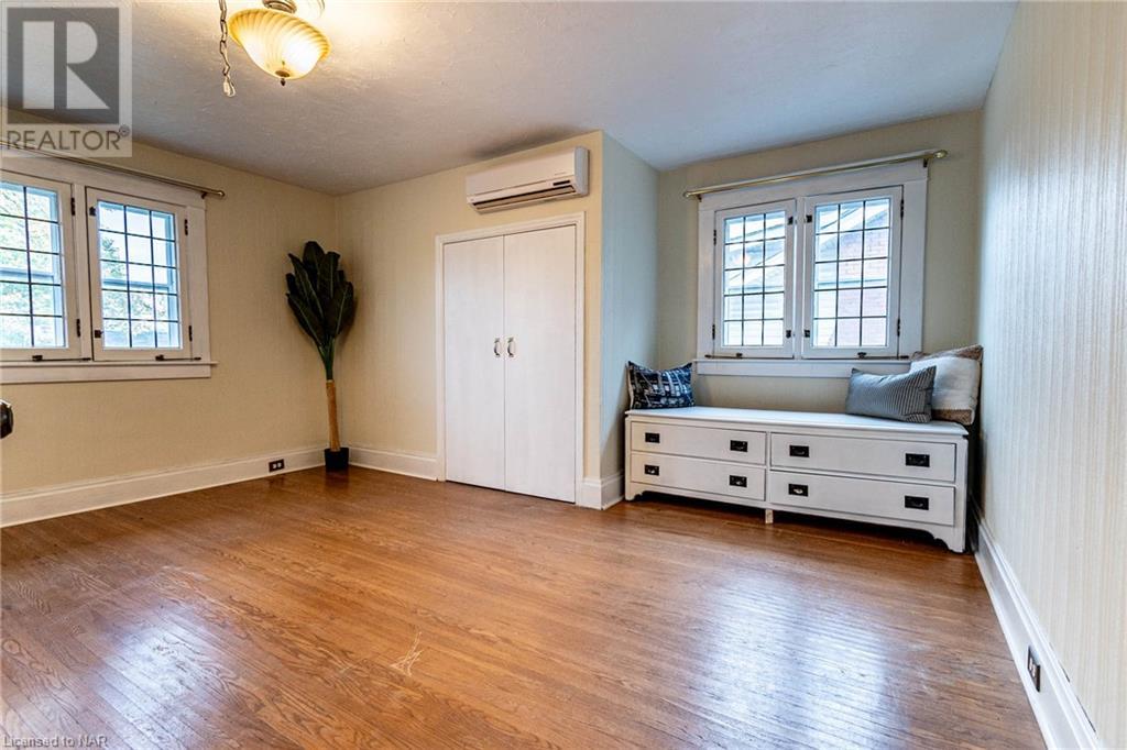 23 Glenridge Avenue, St. Catharines, Ontario  L2R 4W5 - Photo 27 - 40501552