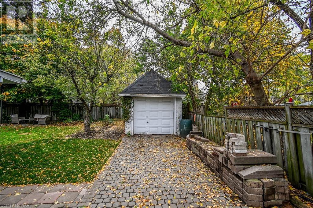 23 Glenridge Avenue, St. Catharines, Ontario  L2R 4W5 - Photo 34 - 40501552