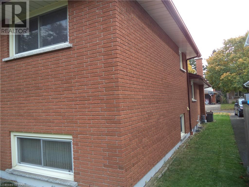 20 Meadowbrook Crescent, St. Catharines, Ontario  L2M 7H1 - Photo 10 - 40505710