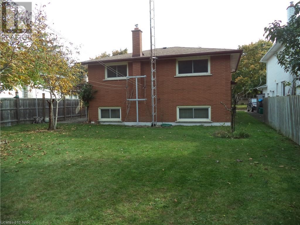 20 Meadowbrook Crescent, St. Catharines, Ontario  L2M 7H1 - Photo 11 - 40505710