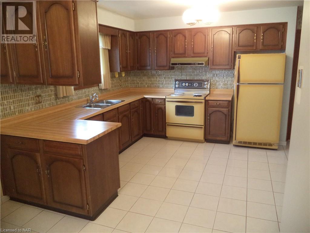 20 Meadowbrook Crescent, St. Catharines, Ontario  L2M 7H1 - Photo 20 - 40505710