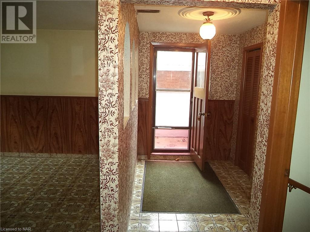 20 Meadowbrook Crescent, St. Catharines, Ontario  L2M 7H1 - Photo 30 - 40505710