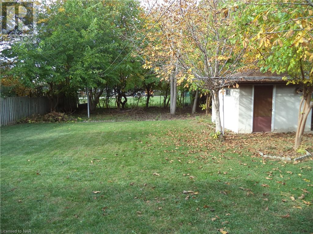 20 Meadowbrook Crescent, St. Catharines, Ontario  L2M 7H1 - Photo 36 - 40505710