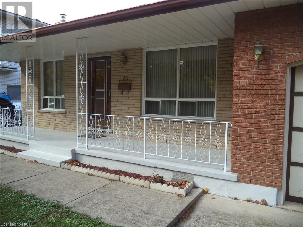 20 Meadowbrook Crescent, St. Catharines, Ontario  L2M 7H1 - Photo 5 - 40505710