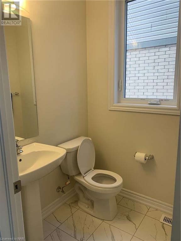 35 Vanilla Trail, Thorold, Ontario  L2V 0K6 - Photo 7 - 40508091