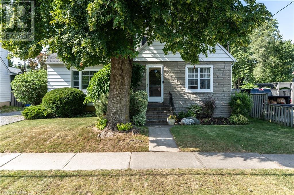 23 Tecumseh Street, St. Catharines, Ontario  L2M 2M5 - Photo 1 - 40508164