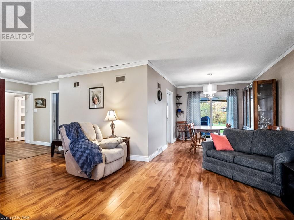 1272 Spears Road, Fort Erie, Ontario  L2A 4N3 - Photo 14 - 40506693