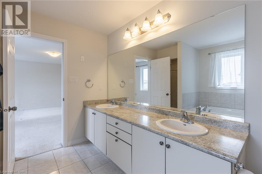 8561 Dogwood Crescent, Niagara Falls, Ontario  L2H 2Y6 - Photo 23 - 40508506