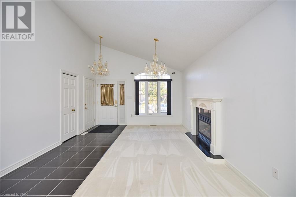 8370 Mullen Court, Niagara Falls, Ontario  L2H 3M8 - Photo 3 - 40507670