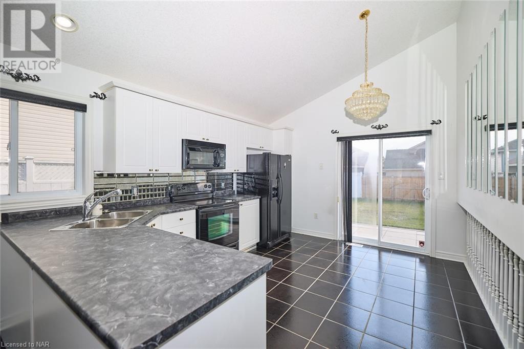 8370 Mullen Court, Niagara Falls, Ontario  L2H 3M8 - Photo 6 - 40507670