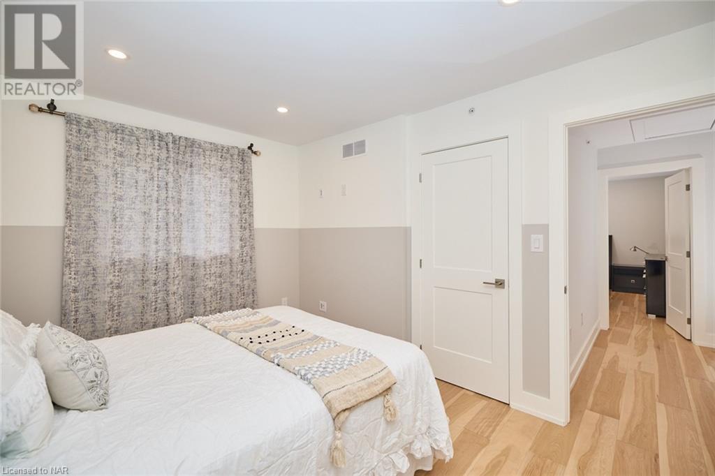 16 Corbin Street, St. Catharines, Ontario  L2P 0E8 - Photo 24 - 40506939