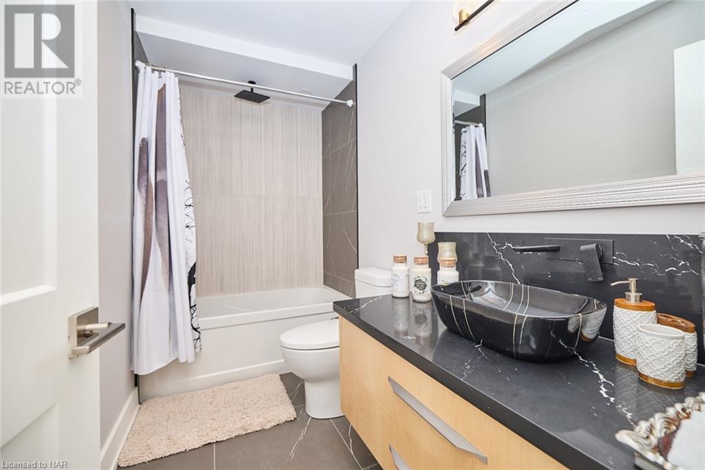 16 Corbin Street, St. Catharines, Ontario  L2P 0E8 - Photo 25 - 40506939