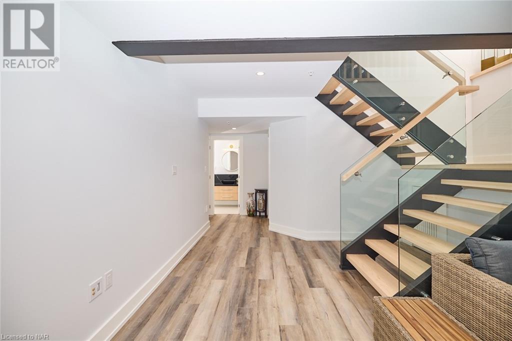 16 Corbin Street, St. Catharines, Ontario  L2P 0E8 - Photo 32 - 40506939