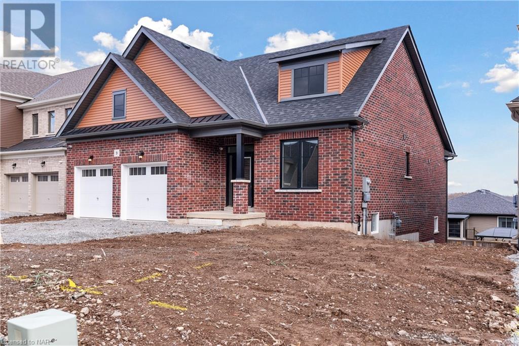 9 Oriole Crescent, Port Colborne, Ontario  L3K 5Z9 - Photo 1 - 40509232