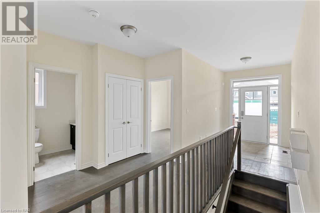 9 Oriole Crescent, Port Colborne, Ontario  L3K 5Z9 - Photo 8 - 40509232