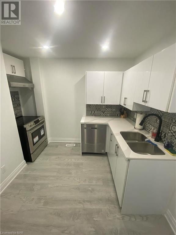 6063-6065 Main Street, Niagara Falls, Ontario  L2G 6A1 - Photo 6 - 40509339