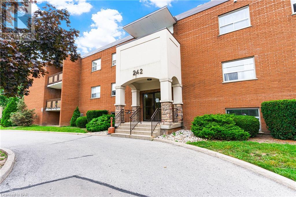 242 Oakdale Avenue Unit# 103, St. Catharines, Ontario  L2P 3K5 - Photo 3 - 40509390